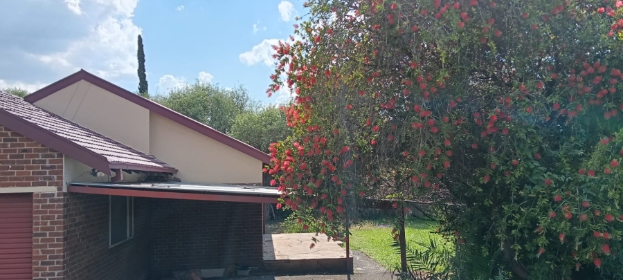 4 Bedroom Property for Sale in Pellissier Free State